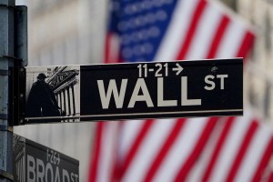 Dow Jones Futuro sobe e petróleo cai após Trump anunciar acordo com o Irã