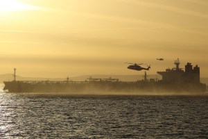 Forças britânicas interceptam petroleiro de frota fantasma russa no Canal da Mancha