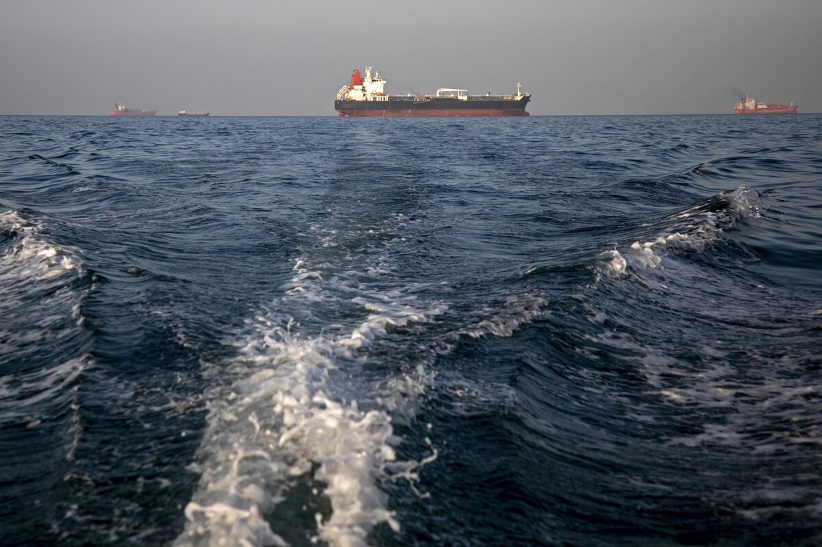 Hormuz Trade Will Take Months to Return to Normal, Analysts Say