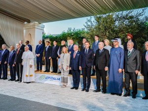 Lula chega à França para G7 e se reúne com Macron e líderes do Egito e Suíça nesta 2ª