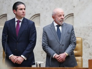 Lula declara apoio a adversário do pai de Hugo Motta ao senado na Paraíba