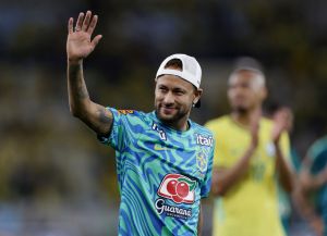 Neymar passa por novo exame, e seleção inicia semana de treinos com quatro desfalques