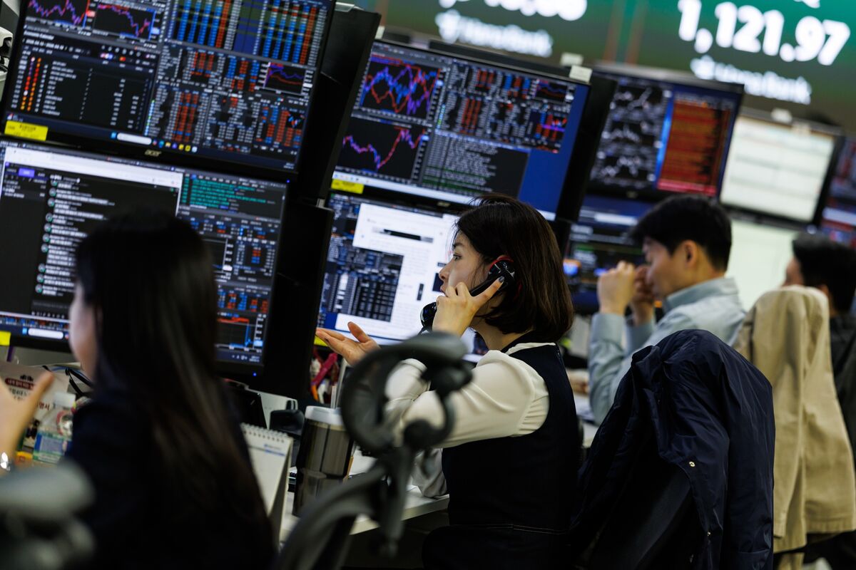 SpaceX Drew $800 Million From Korean Investors on Trading Debut