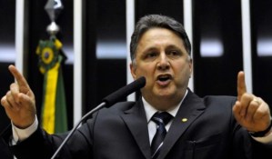 STF mantém anulação de condenação de Garotinho e rejeita recurso da PGR