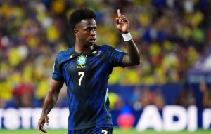 Vini iguala Zico e Romário e alcança superstição de títulos do Brasil em Copas