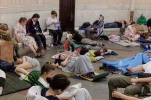 Ataque aéreo russo contra Kiev deixa pelo menos 13 mortos e dezenas de feridos