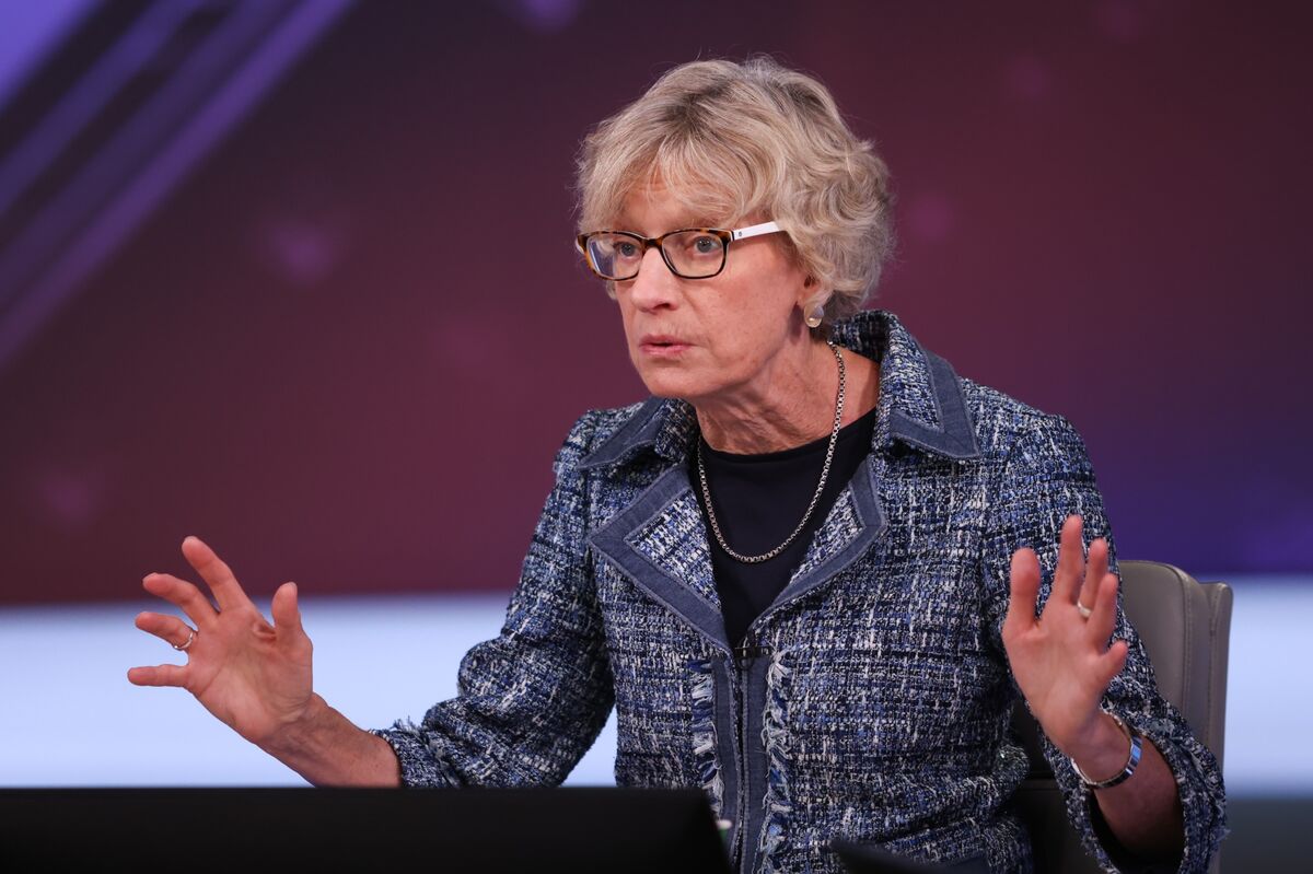 BOE’s Mann Says She Is Ready to Hike If Price Pressures Last