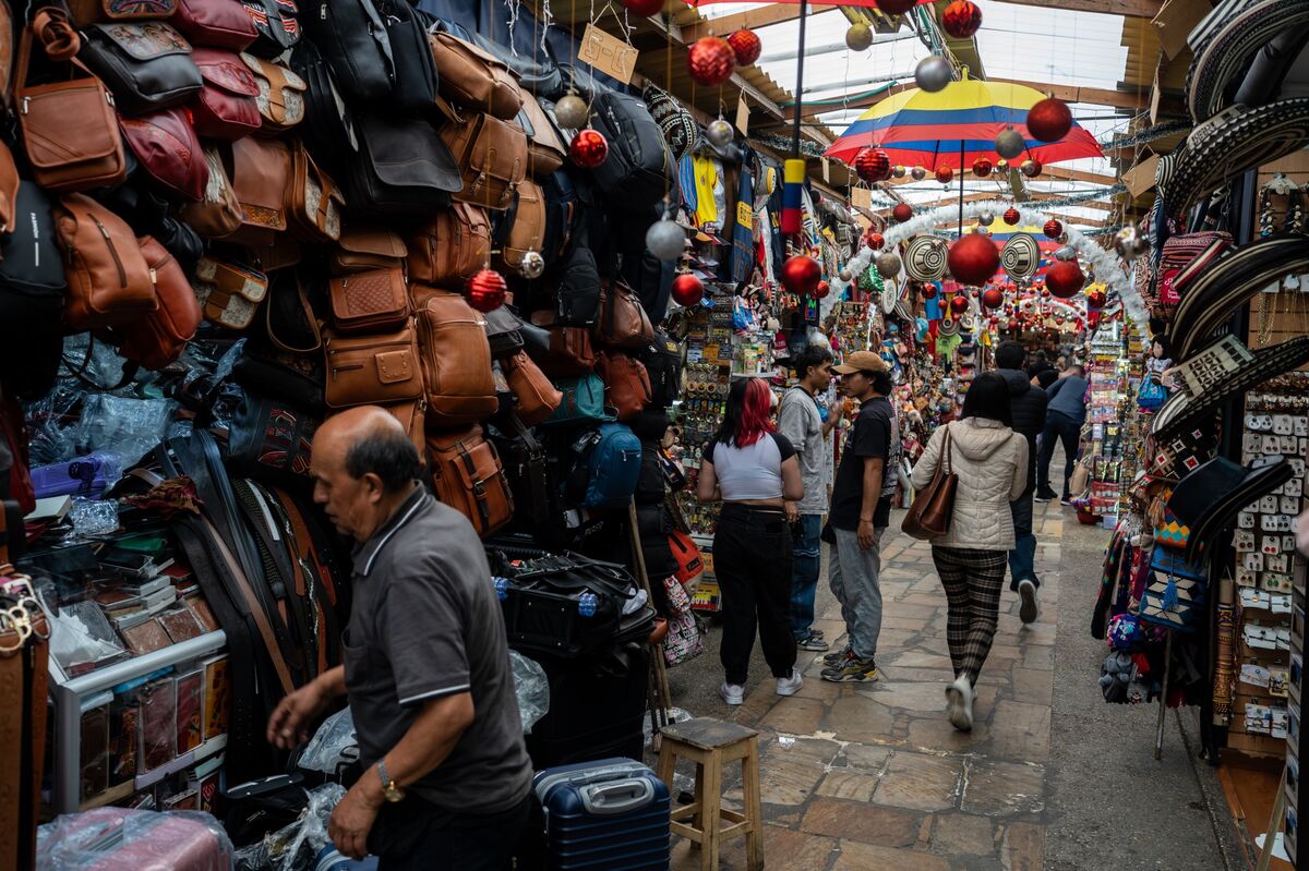 Colombian Inflation Accelerates to Two-Year High of 6.14%