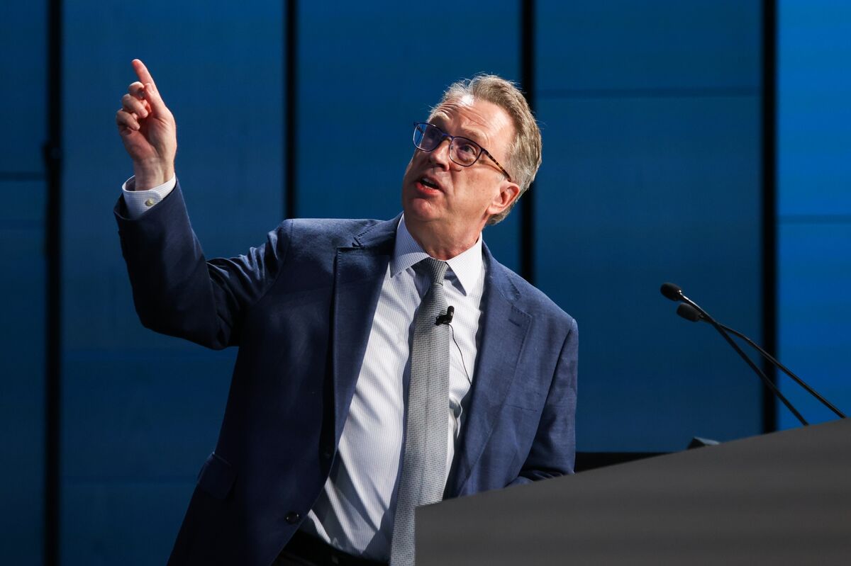 Fed’s Williams Stays Optimistic as Energy Prices Fall