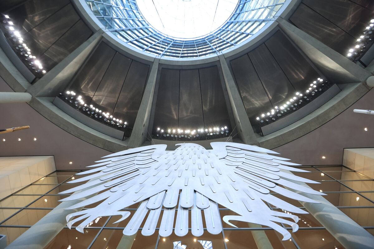 Germany Must Stabilize Debt in Long Run to Keep AAA, Scope Says