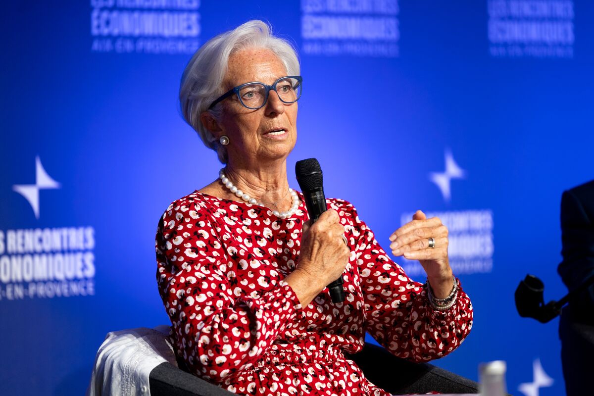 Lagarde Won’t Exclude Early ECB Exit to Enter French Politics