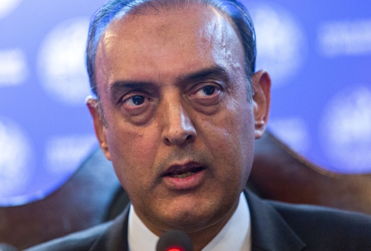Pakistan Plans Eurobond Sale as FX Reserves Improve Further