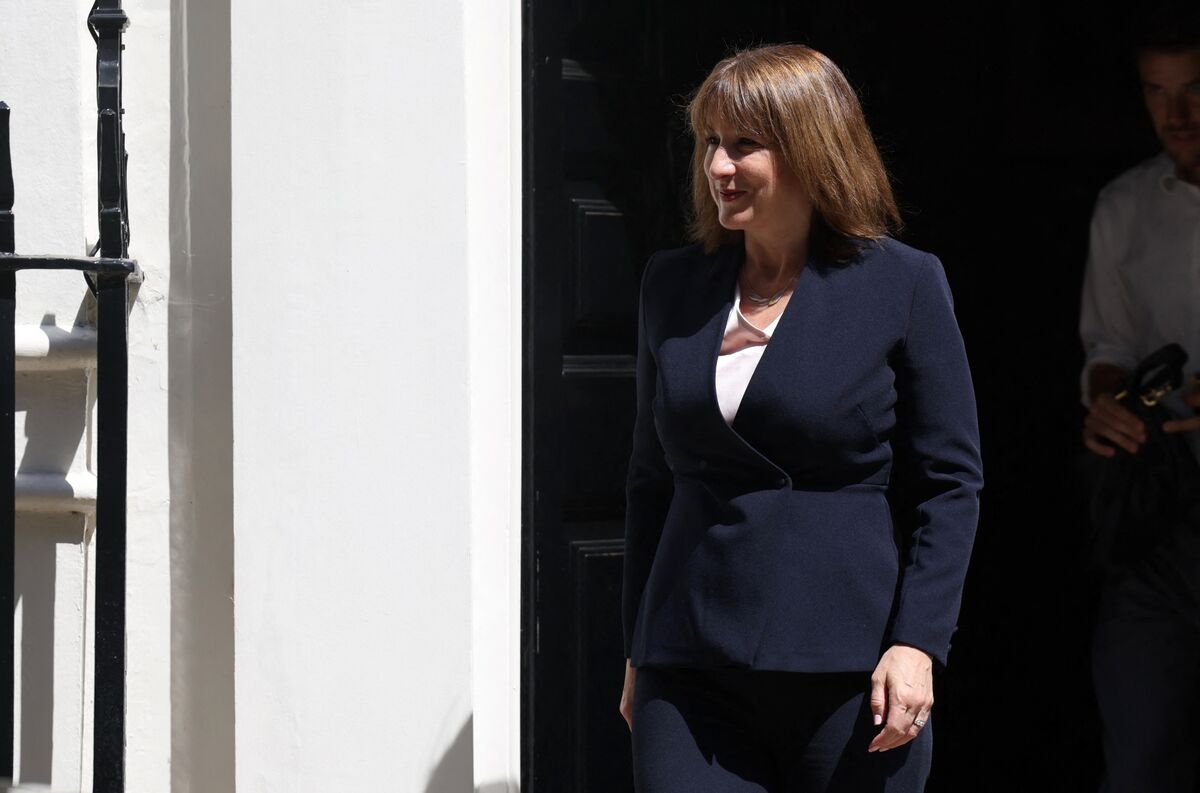 Rachel Reeves to Attend Brussels Dinner With EU Peers on Energy