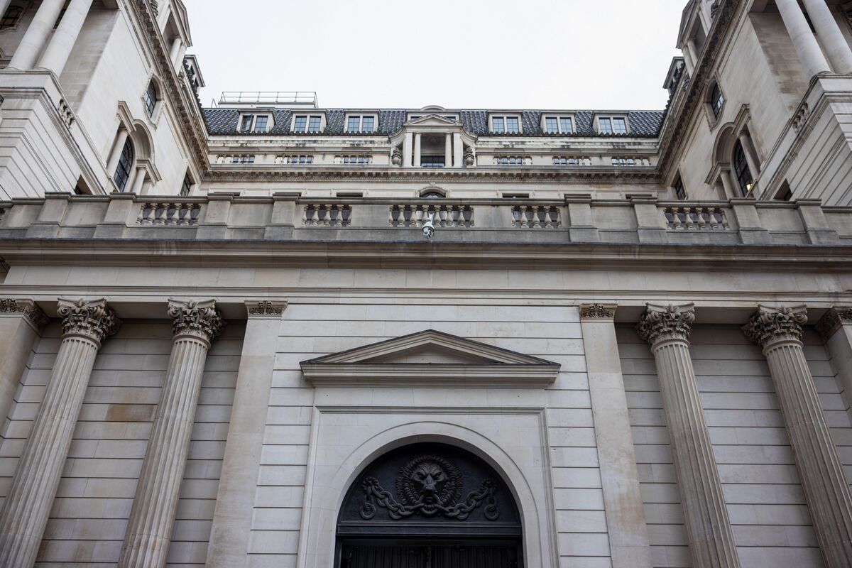 UK Lenders Are Exploring Using Riskier Unfunded SRTs, BOE Says